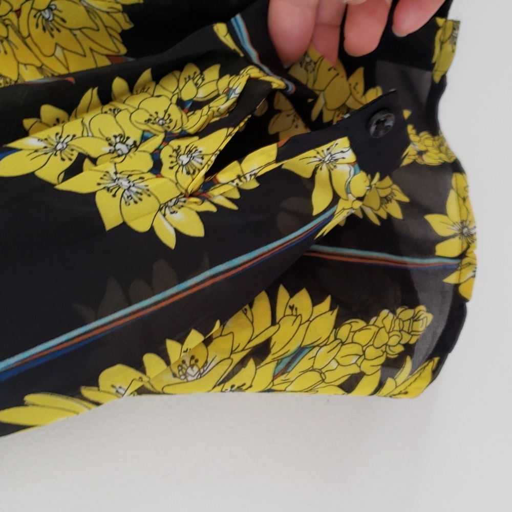 Urban Coco long sleeve sheer black Yello floral button blouse; Size small - Picture 7 of 16